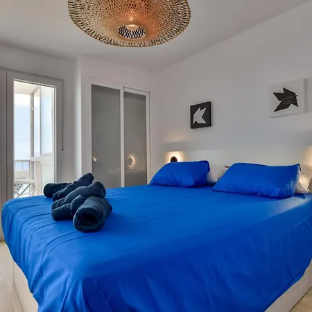Апартаменти Ensueno De Luxe - 1st Line Of Sea By Lg Conciergerie Кальпе